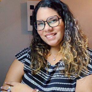 Meet your Posher, Reina